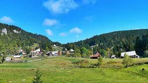 Iese fumul de pe horn de la vecini, direct în sus. Garda De Sus Arieseni Info