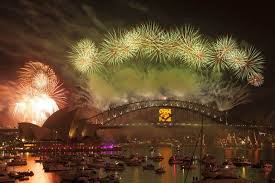 Countdown To 2014 Best Places To Ring In The New Year Photo Damian Shaw Epa With Images New Year S Eve Around The World New Years Eve Fireworks Fireworks