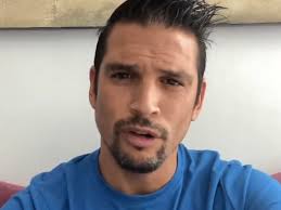 Mark gonzález has been married to maura rivera since december 23, 2010. Former Liverpool Star Mark Gonzalez Sends Emotional Message To Fans After Suffering Heart Problem Liverpool Echo