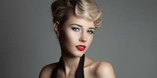 This is what reminds us of when we think of retro hairstyles. Tuto A Retro Hairstyle On Short Hair