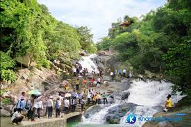 Nếu bà này đc cứu tận tình như ông phi công đó thì chưa chắc đã chết. 48h Kham Pha Báº¯c Giang Ä'i Ä'au Äƒn Gi á»Ÿ Ä'au Táº¡i Báº¯c Giang Kham Pha Di Sáº£n Dáº¥u áº¥n Di Sáº£n Tháº¿ Giá»›i á»Ÿ Viá»‡t Nam