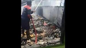Pt pertamina training dan consulting atau ptc merupakan salah satu anak perusahaan dari pt pertamina ( persero ), yang memfokuskan diri pada pengembangan sumber daya manusia melalui. Empat Mes Karyawan Pabrik Kulit Terbakar Di Cianjur Tribun Jabar