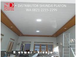 Bingung cari plafon pvc ? Shunda Plafon Wa 0821 2215 2295 Jasa Pasang Plafon Pvc Ruang Keluarga Di Tangerang Ruang Keluarga Rumah Teras Rumah