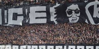 Connus de tous les amoureux tricolores du ballon rond, la ligue 1 est ancrée dans toutes les têtes. Football Face Au Coronavirus Les Ultras De Ligue 1 Desertent Les Stades