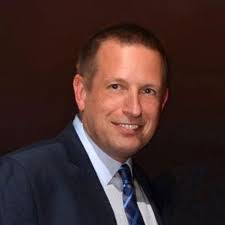 Kenneth Marston's Instagram, Twitter & Facebook