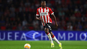 See a recent post on tumblr from @lordlasse about denzel dumfries. Umbruch Bei Der Niederlandischen Nationalmannschaft Die Neue Elftal
