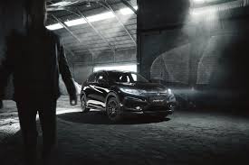 honda introduces hr v black edition in the uk from 25 000 carscoops black edition honda honda hrv