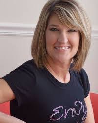 Jennifer Donley's Instagram, Twitter & Facebook