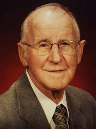 Bettina Weaver's Instagram, Twitter & Facebook