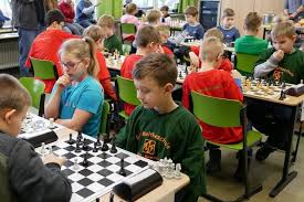 Schach Turnier An Moltkeschule In Dinslaken Regenbogenschule Moers Gewinnt Kreismeisterschaft Dinslaken