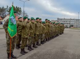 Totodată, această zi marchează un eveniment istoric foarte important: Statul Major Al ApÄrÄrii