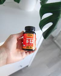 De lau l.m., koudstaal p.j., witteman j.c., hofman a., breteler m.m. La Vitamine B12