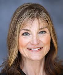 Kristen Riddle's Instagram, Twitter & Facebook