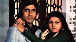 Poonam Dhillon recalls how Amitabh Bachchan treated her like a prop on  her first day of shoot: I was so scared, nervous | Bollywood News - The  Indian Express