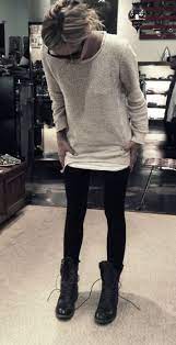 Attractive Women 39 S Fashion 10 Stylish Outfit Ideas For Winter Womens Fashion Sty Natur In 2020 Outfits With Leggings Stylish Outfits Casual Winter Outfits