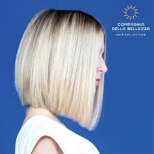 Dal 2021, quando ha detto addio alla sua chioma lunga e castana, questo hair look è diventato il suo marchio di fabbrica, vera e. Tagli Primavera Estate 2021 Oh My Sun Compagnia Della Bellezza