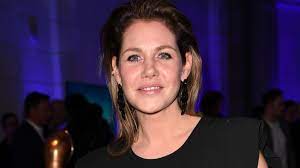 A zine about felicitas woll, with news, pictures, and articles. K59qu7sx Pg2bm