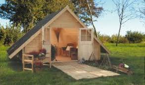Chalet De Jardin Truffaut En Bois Abri De Jardin Pieces A Vivre Dans Le Jardin Studio De Jardin
