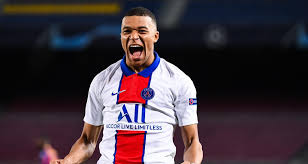 Voyages intragalactiques (voyages interstellaires) de trois types : Barca Psg Kylian Mbappe Fait La Une Des Journaux Espagnols