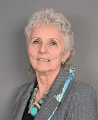 Lori Pomeroy's Instagram, Twitter & Facebook