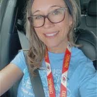 Traci Laney's Instagram, Twitter & Facebook