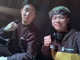 From middle chinese 未來 (mc mʉih lʌi). Zq6vq1xwncak2m