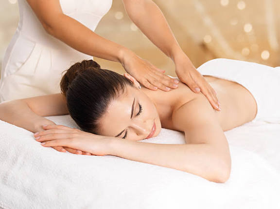 Massage Spa in Wesley Chapel, FL | Massage Therapy in Wesley Chapel, FL |  Essentials Spa