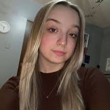 Brigitte Michaud (@brigitte._90)