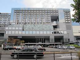 Gra via park, unul din cele mai apreciate ansambluri rezidențiale din sectorul 6, este astăzi acasă pentru o comunitate de 1.000 de familii: Hotel Granvia At Kyoto Station Kyoto Station