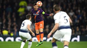 Manchester city extended their winning run to 16 games and their lead at the top of the premier league to seven points as they easily defeated tottenham at etihad stadium. Manchester City Vs Tottenham Hotspur Die Highlights Des Irren 4 3 Goal Com