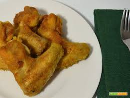 Alette di pollo piccanti, ovvero delle bombe aromatiche e piccanti da condividere con gli amici davanti ad una birra ghiacciata.dividete le alette di pollo il pollo alla paprika è un secondo di carne molto saporito e gustoso ma decisamente facile da fare. Ali Di Pollo Alla Paprika Ricetta Trovaricetta Com