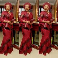 Wedding Guests Are Slaying Their Aso Ebi Outfits This 2016 And They Keep Unfolding New Trends All Our Style Pick Is The Definition Aso Ebi Styles Beautiful Long Dresses African Fashion