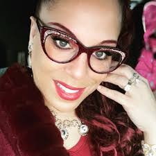 Krystal Artis's Instagram, Twitter & Facebook