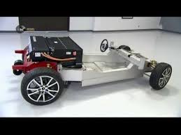How It S Made Electric Roadsters Tesla Elecric Car Youtube Electric Car Conversion Tesla Roadster Electric Cars