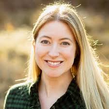 Corinne Ruff's Instagram, Twitter & Facebook