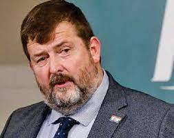 Stephen Mulvany's Instagram, Twitter & Facebook