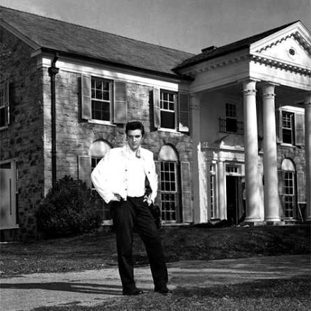 10 Things to Know About Elvis and Graceland