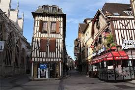 Place De L Hotel De Ville Champagne Ardenne Champagne Ardenne Hotel De Ville Champagne
