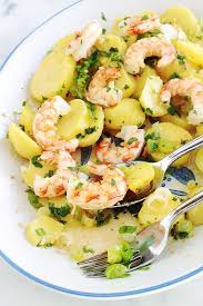 Salade De Pommes De Terre Aux Crevettes Scampis Recette En 2020 Salade Pomme Salade Pomme De Terre Salade
