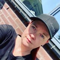 20+ "Anna V." profiles