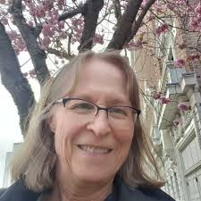 Kathy Mcwhirter's Instagram, Twitter & Facebook