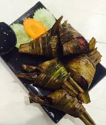 Tom yum boat noodle is good but their boat noodle portion seems way too little, imagine less than a soup spoon. Menu Of Amphawa Boat Noodle Skudai Foodadvisor