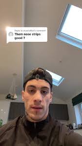 Lloyd Paxton's Instagram, Twitter & Facebook