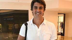 Demet şener, eşi i̇brahim kutluay'ın edvina sponza ile aşk yaşadığını öğrenince evliliklerini bitirme kararı almıştır. Ibrahim Kutluay Kac Yasinda Ibrahim Kutluay Demet Sener Ne Zaman Bosandi