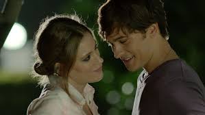 Sarışın yıldızların başında gelen serenay sarıkaya, medcezir dizisinin yeni bölümünde ilk kez esmer haliyle seyirci karşısına çıkacak. Medcezir 2013