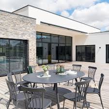 Cette table de jardin extensible azua de la marque hespéride dispose d'une rallonge papillon bien utile pour recevoir des convives supplémentaires ! Table De Jardin Extensible Ellipsa Graphite Table De Jardin Table De Jardin Ronde Chaise De Jardin