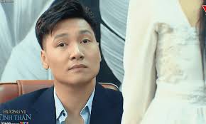 Trước mặt các thành viên. 2z8fdpsxxf54em