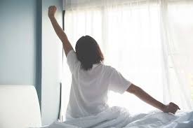 Die meisten menschen schlafen entweder auf dem rücken oder auf der seite. Ist Ein Boxspringbett Gut Fur Den Rucken Fit For Fun Wissen
