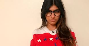3,913 likes · 1 talking about this · 1 was here. Mia Khalifa Subasta Sus Famosos Lentes Para Ayudar A Las Victimas De La Explosion En Beirut