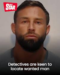 Humberside Police detectives want to locate wanted man 39-year-old Robert  Rimmer. Robert is originally from the Ashton-Under-Lyne area of Manchester  but has known links to Hull, Cheshire, Liverpool, and Blackpool. He also